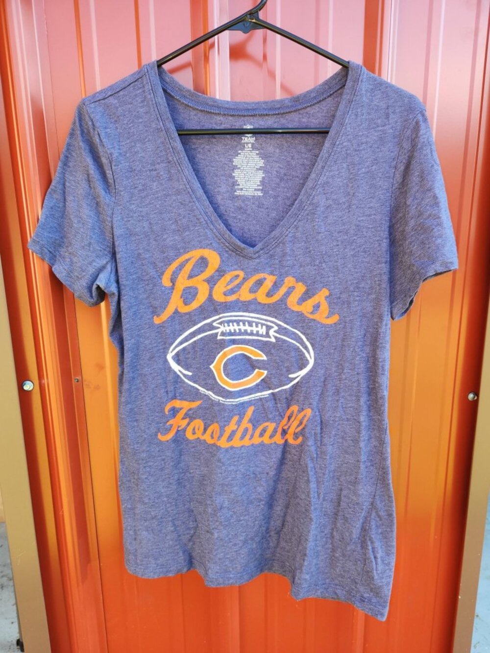 L Women's Chicago Bears Football V-Neck T-Shirt NFL Sport Fan Apparel